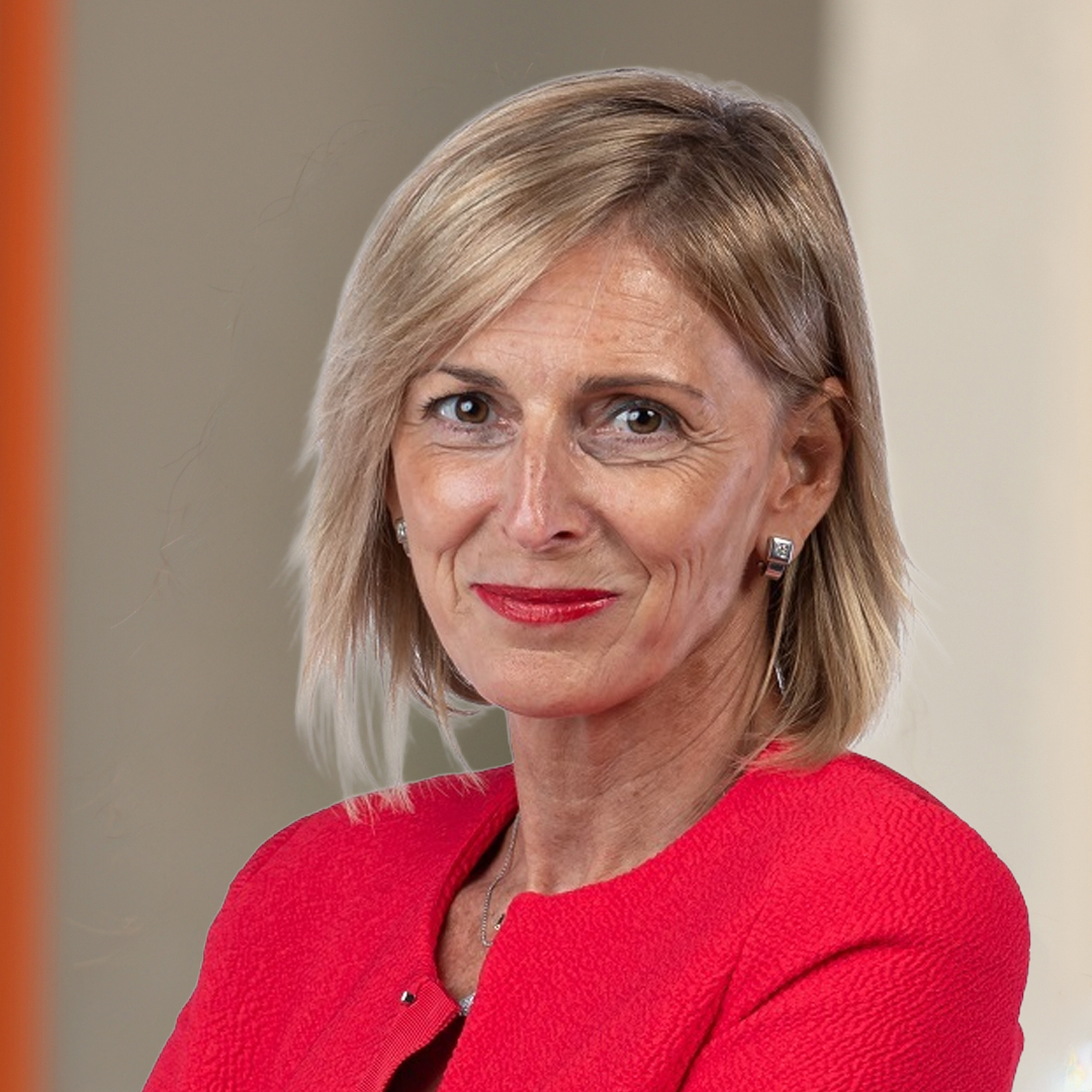 Ms. Mª Carmen Fernández